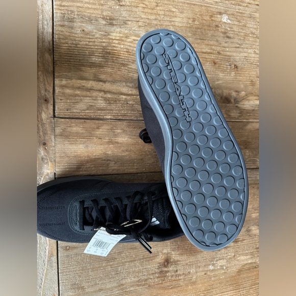 NEW Adidas Five Ten Sleuth DLX Canvas Men's $130 Size 10.5 - Picture 8 of 8